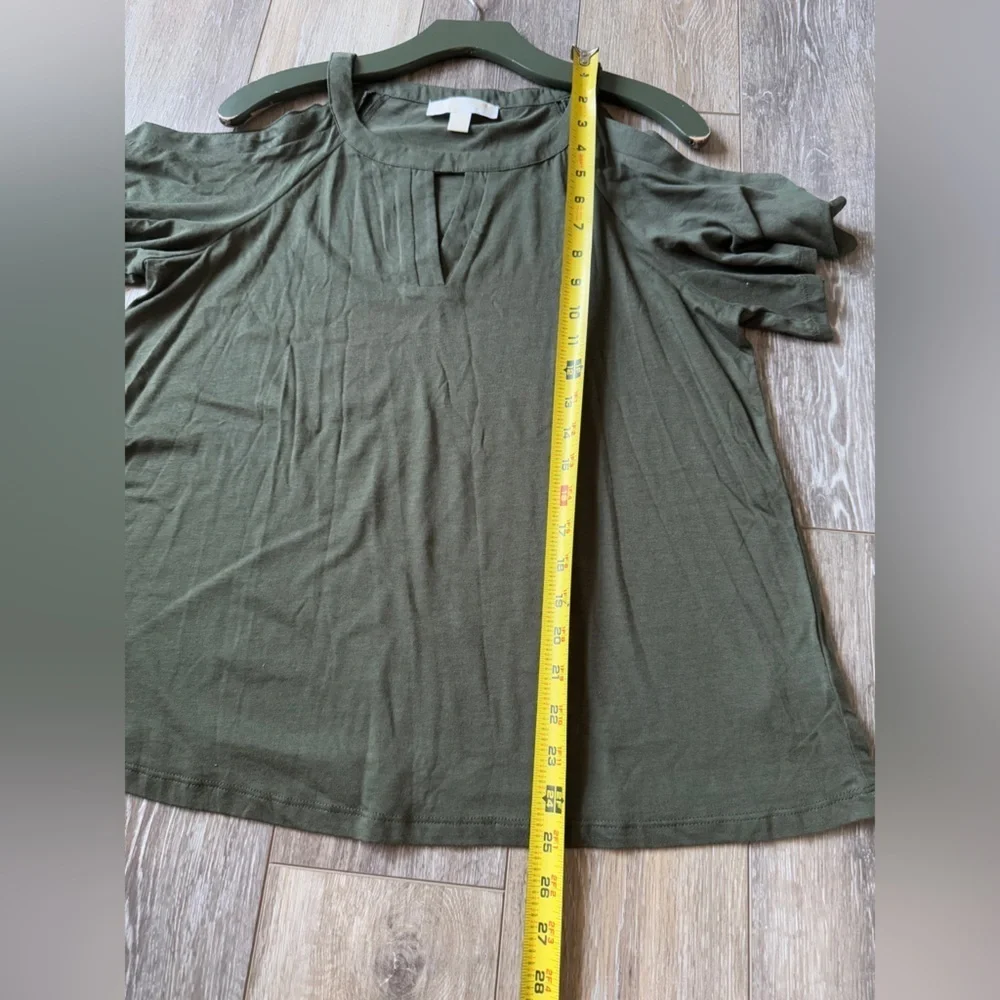 NWOT. Michael Kors  Olive green shoulder-off Top Size L